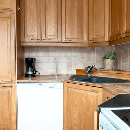 Apartment 2ndhomes 1br With Balcony Next To Tram Lines In Kallio *